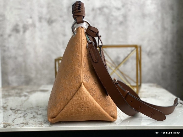 Aaa replica ru BEAUBOURG LOUIS VUITTON MM HOBO 0718